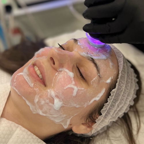 GeneO+ – The Incredible 3-in-1 Oxygenating Facial